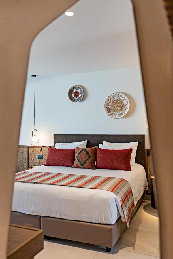 Minos Ambassador & - Adults Only 5*
