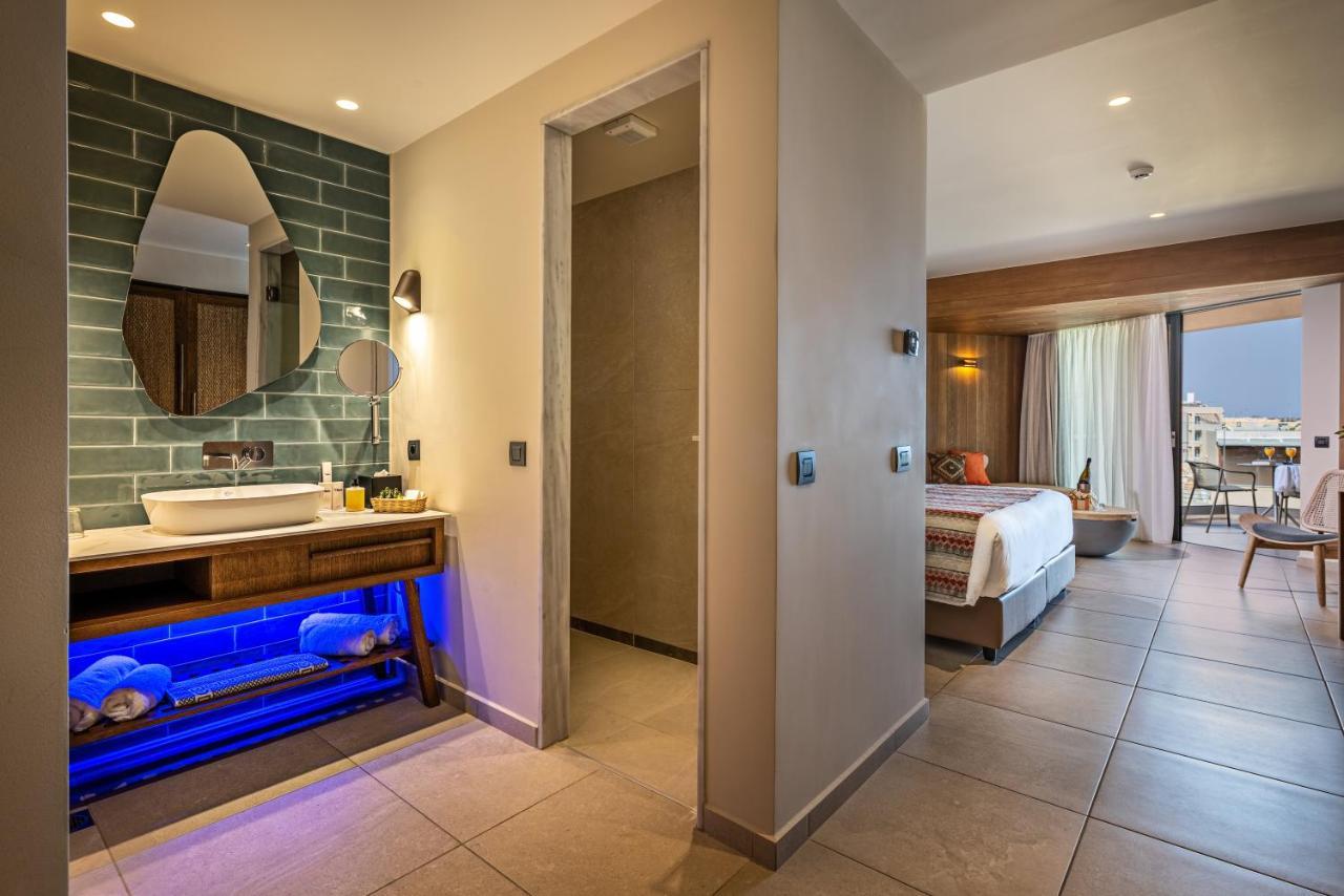 Minos Ambassador & - Adults Only 5*